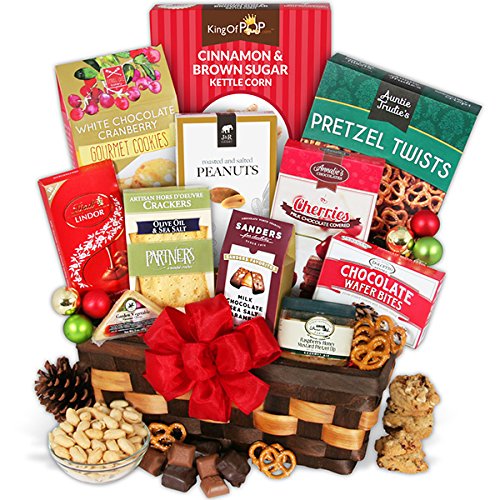 Christmas Gift Basket Classic™ - Gourmet Gifts | gifts for every occassion